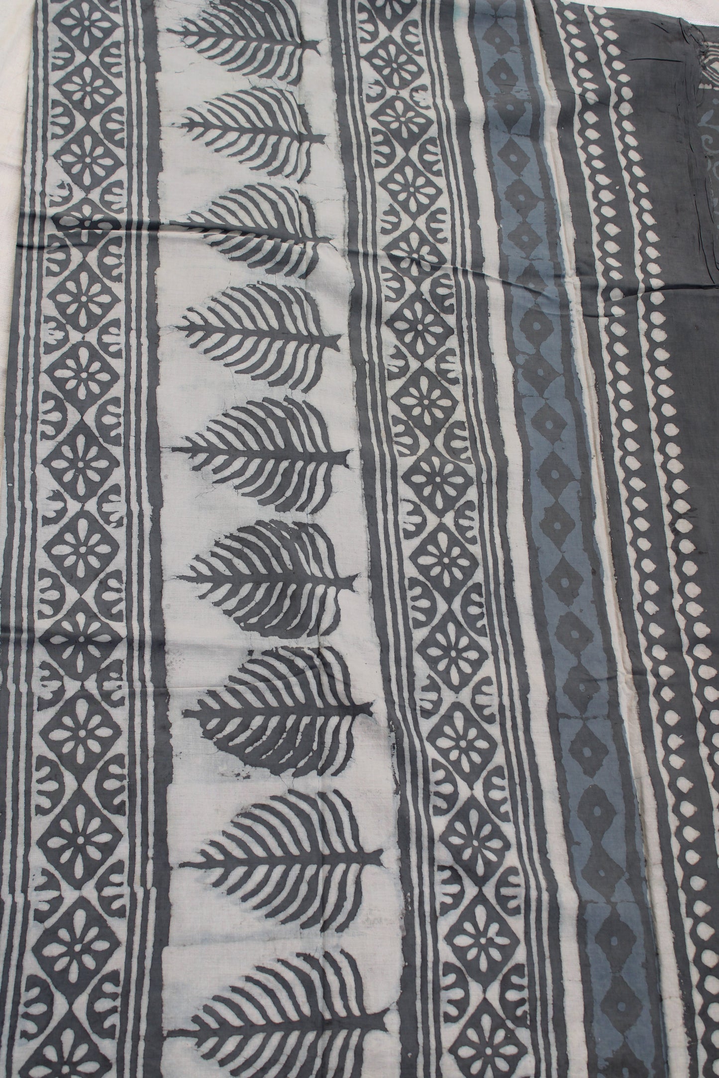 Grey leaf block printed mul cotton saree