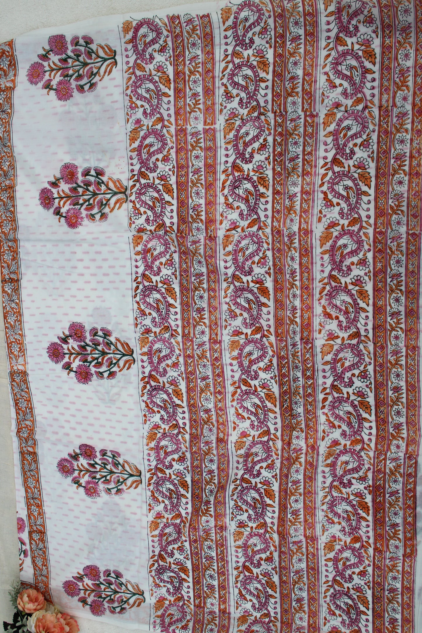 White block printed block printed mul cotton saree