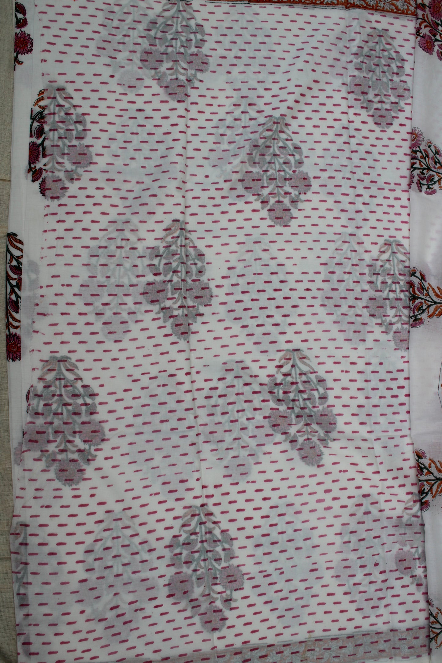 White block printed block printed mul cotton saree