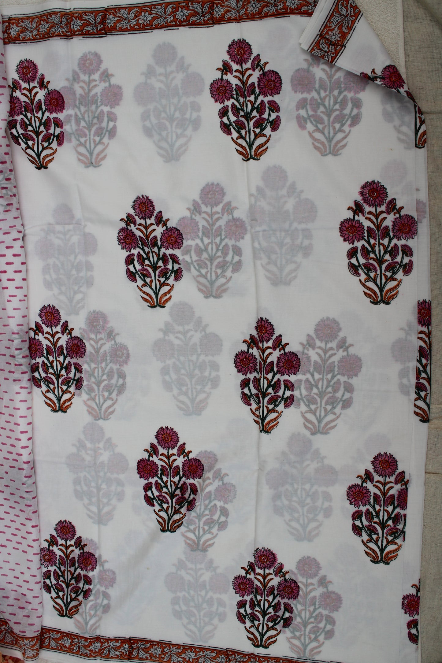 White block printed block printed mul cotton saree
