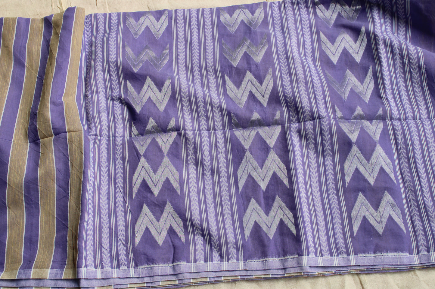 Lavender Vertical stipes Cotton silk saree with zamdani weaving pallu