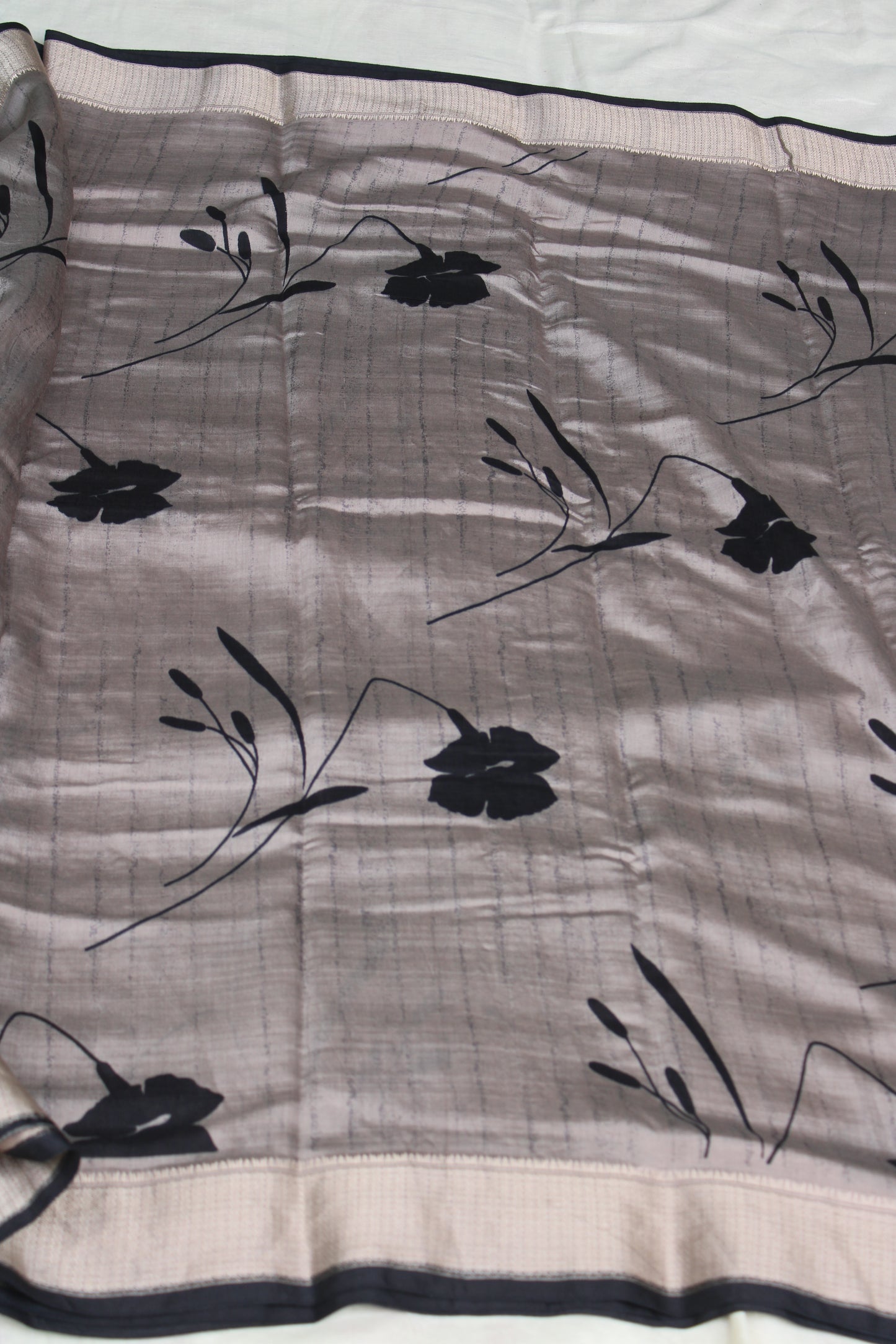 Tussur Crape saree with floral design