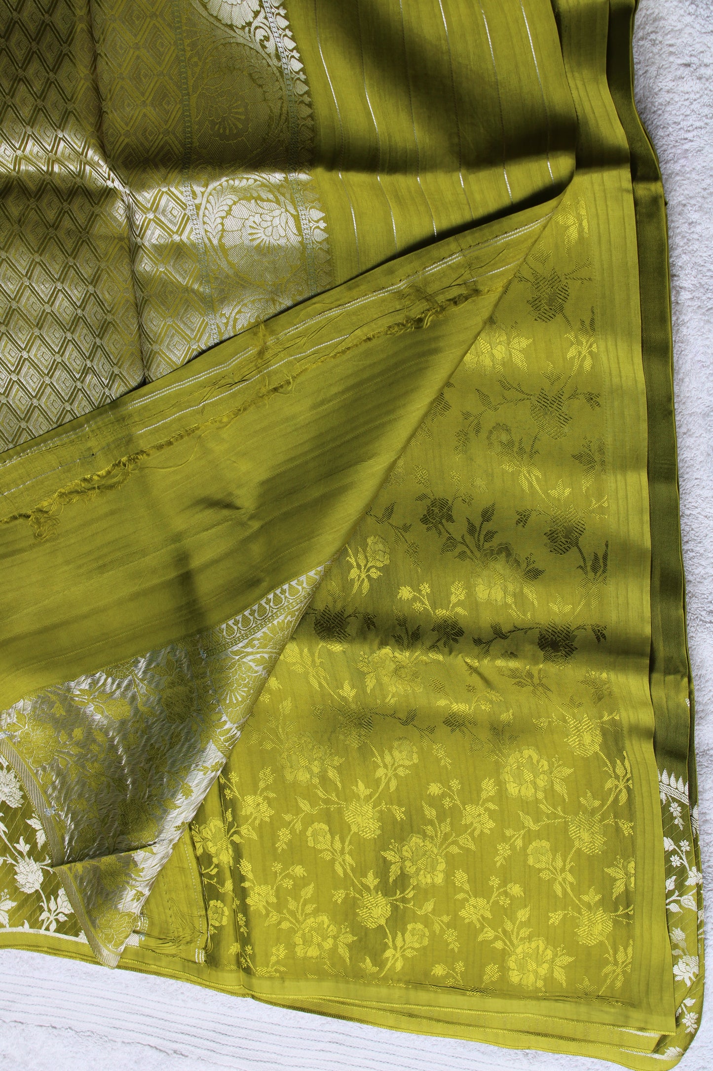 Green Banarasi Mashru silk saree with big trending floral border