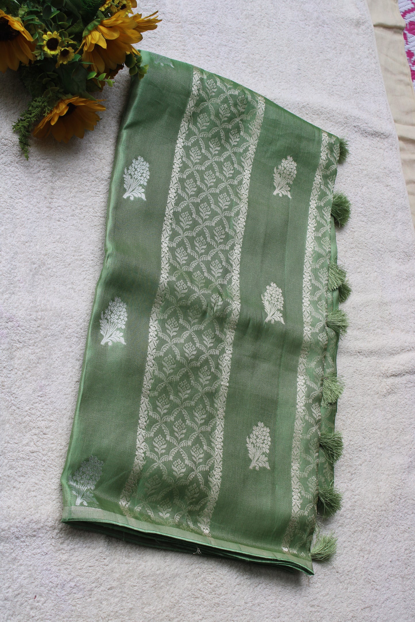 Green Banarasi Mashroo tissue silk saree
