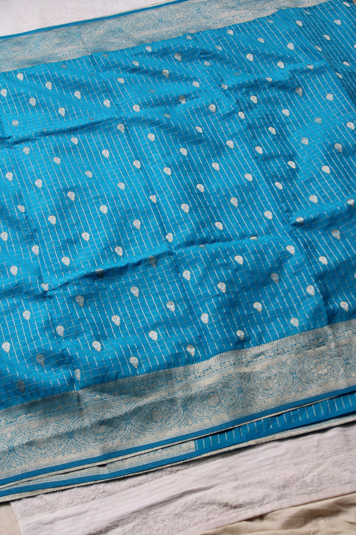 Blue banarasi georgette saree with checked design