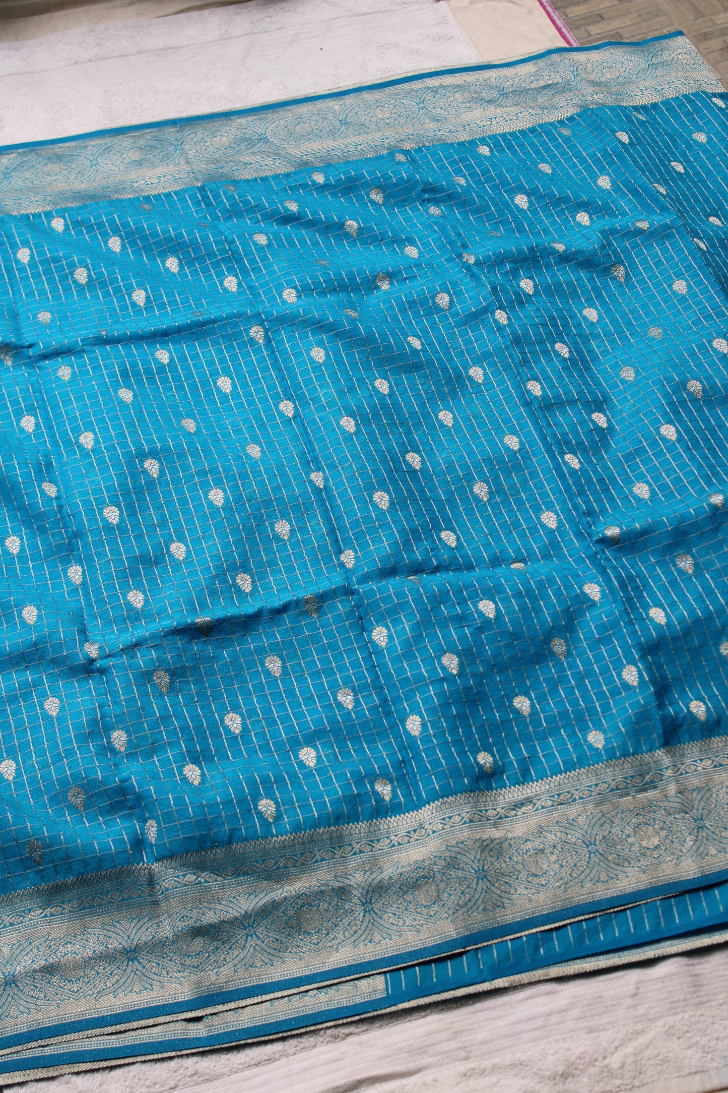 Blue banarasi georgette saree with checked design