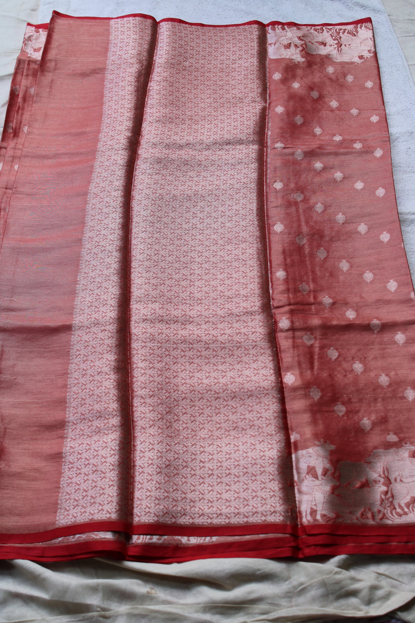 Red Banarasi tissue saree with pichwai border