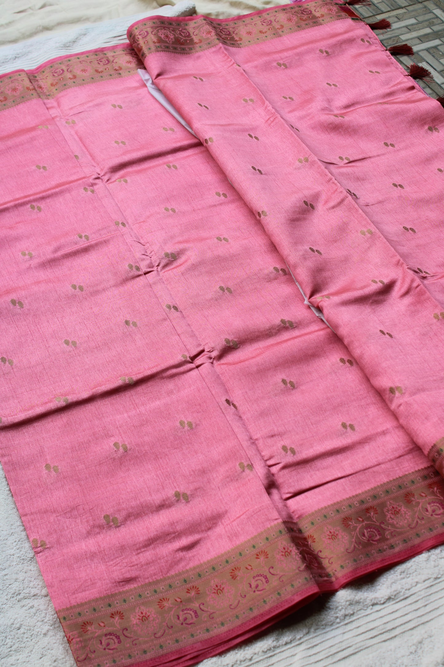 Pink Tusser silk saree with small border