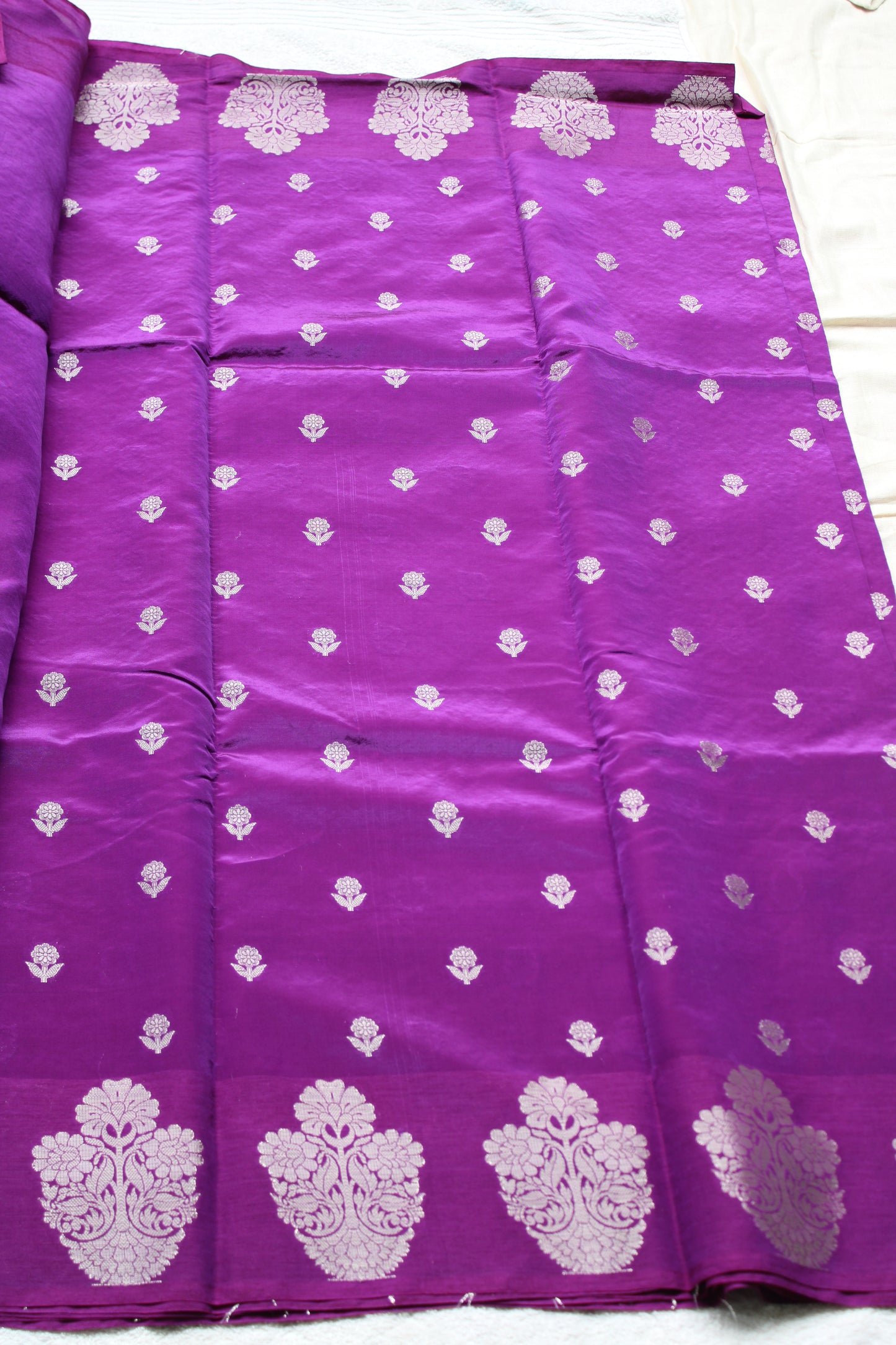 Purple Banarasi Raw Mango Open border with flower design