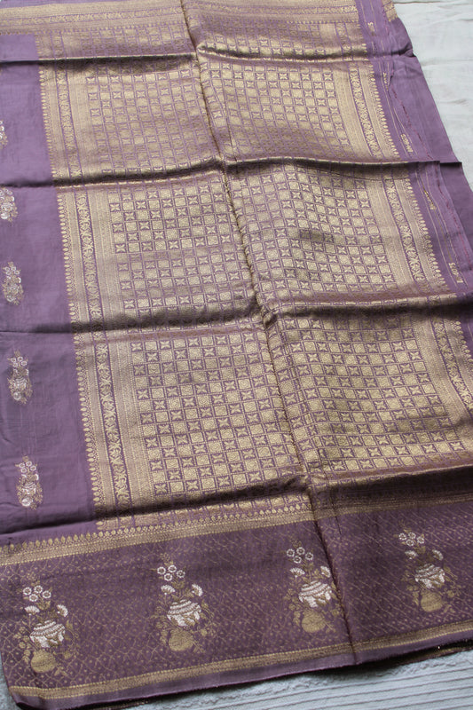 Onion Pink Banarasi Russian crape saree with checked and floral border