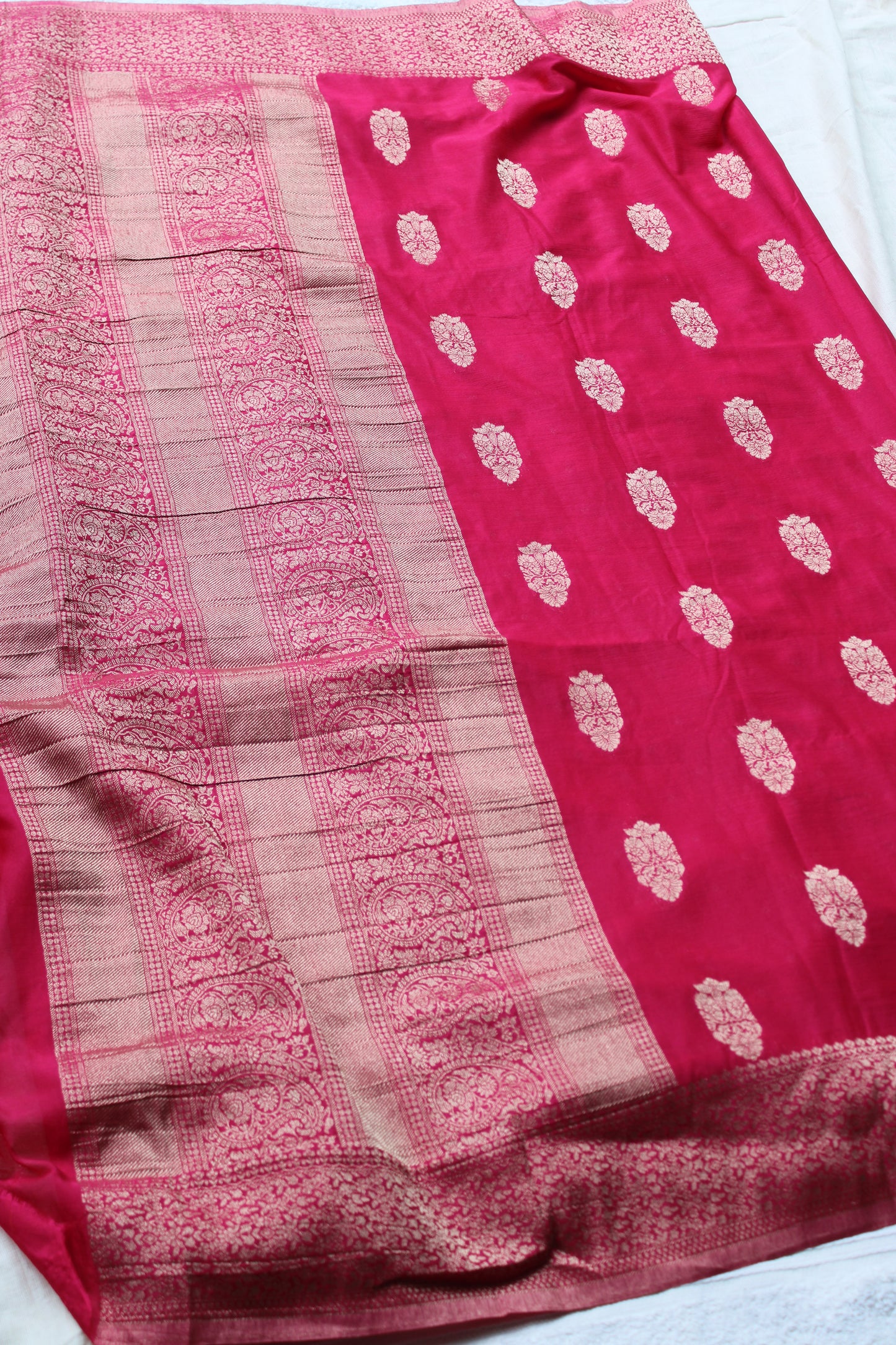 Pink  Crape Georgette Banarasi Big Buttas saree