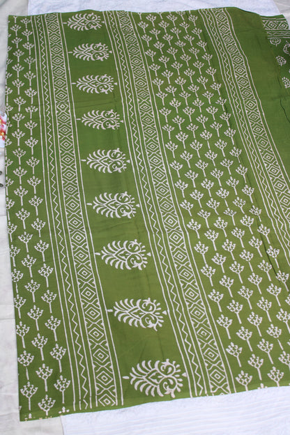 Green Mul cotton block printed saree with flower motifs