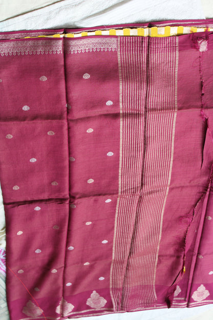 Viscous Crapesilk saree with all over zari lines and open border