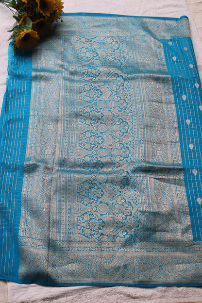 Blue banarasi georgette saree with checked design
