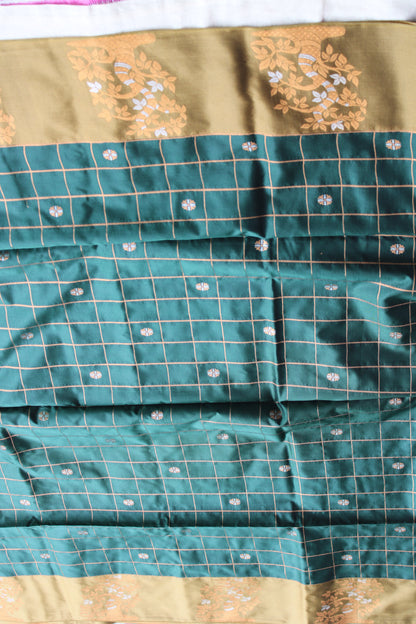 Dark green vintage soft silk saree with contrast border