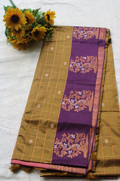 Copper colour soft silk vintage saree with contrast border