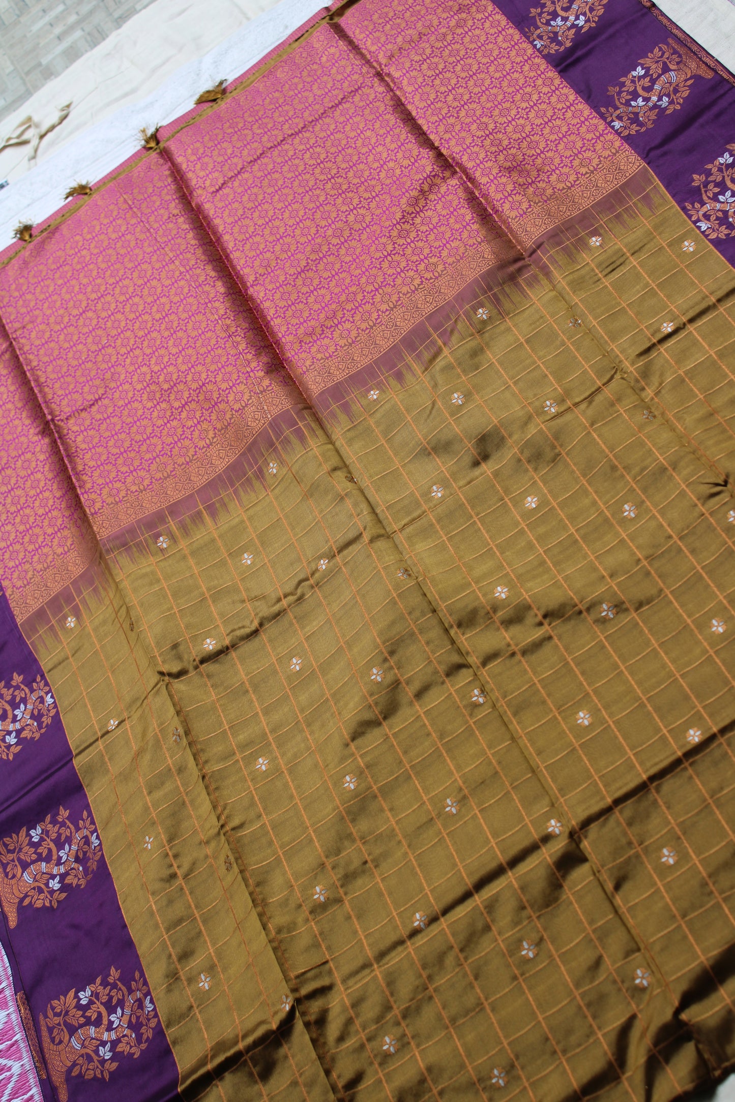 Copper colour soft silk vintage saree with contrast border