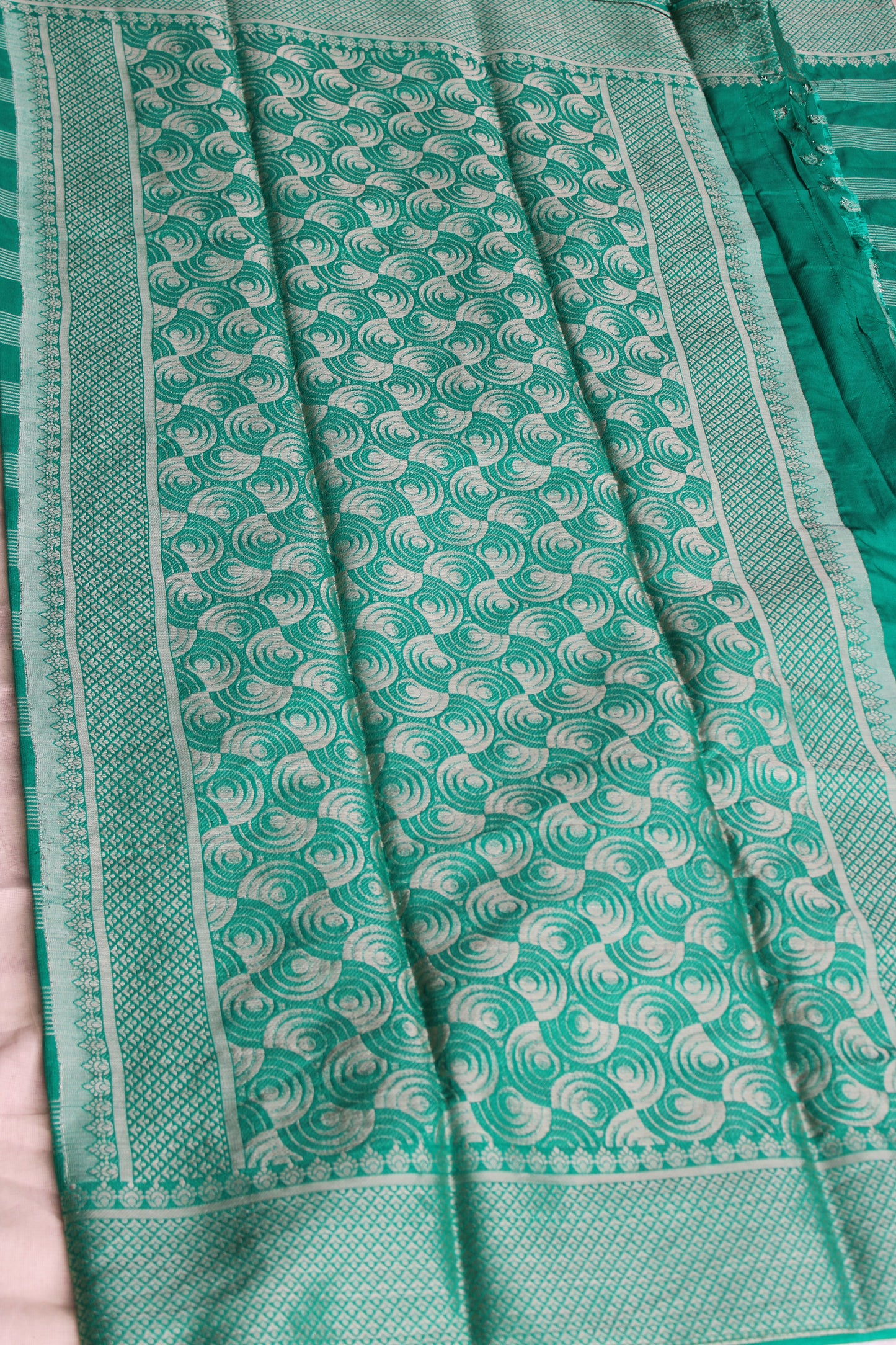 Green Colour viscous crape silk saree