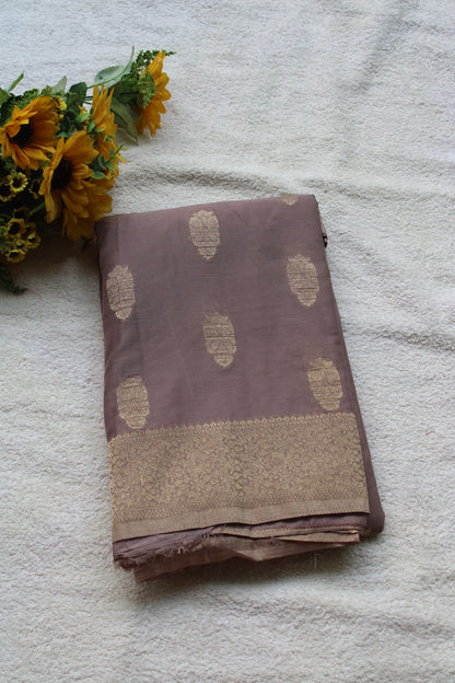 Mauve Banarasi Russian crape saree with checked and floral border
